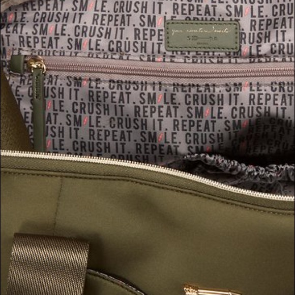 Crush It Duffle- Olive - Picture 6 of 7